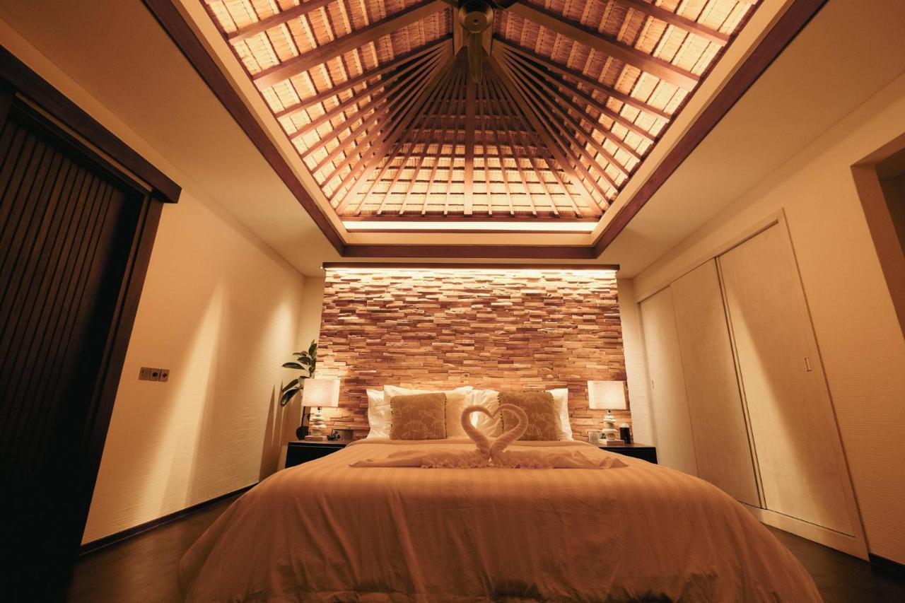 Sunset Palms Beach Villa Jimbaran Extérieur photo